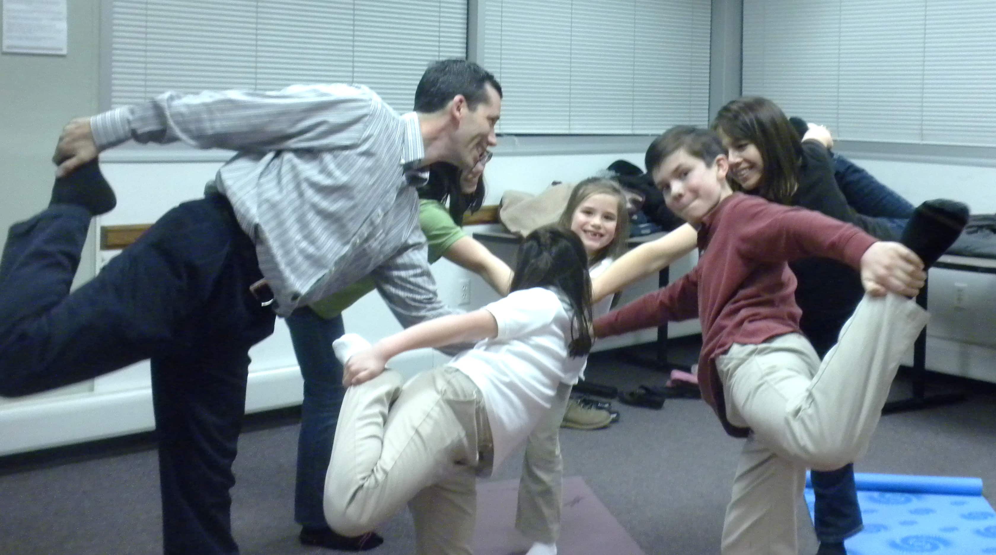 2.-Hunter-Library-Family-Dancer